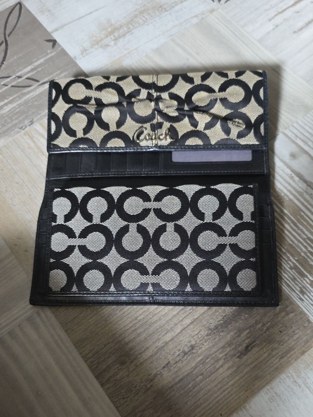 Coach Black and Cream Signature Card Holder Wallet